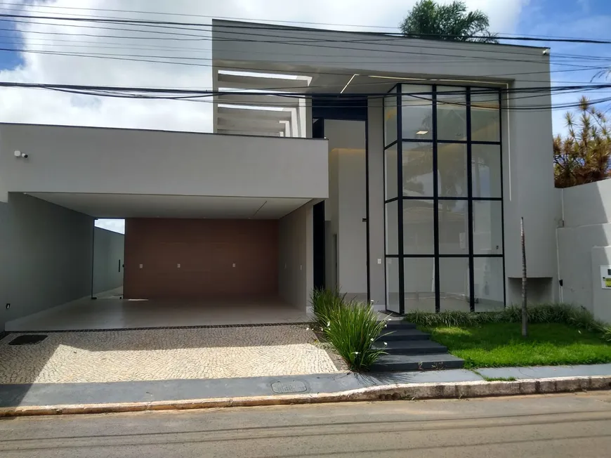 Foto 1 de Casa com 3 Quartos à venda, 350m² em Setor Habitacional Vicente Pires, Brasília