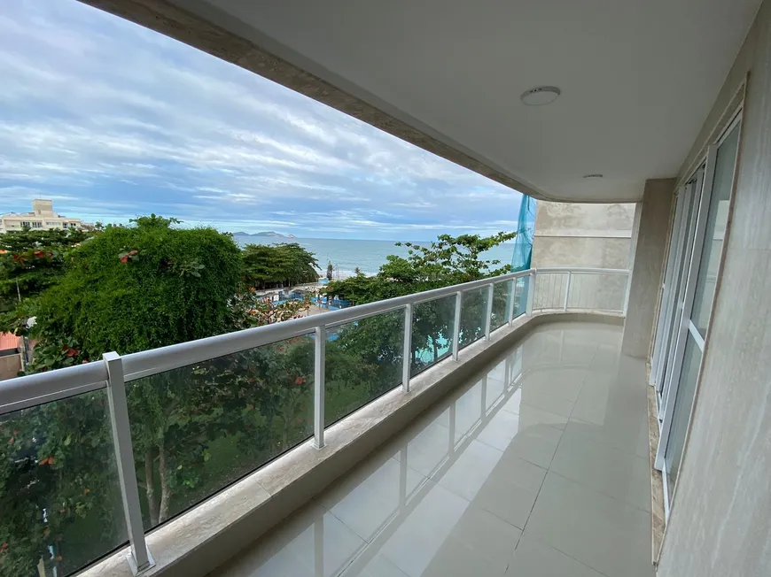 Foto 1 de Apartamento com 3 Quartos à venda, 110m² em Cavaleiros, Macaé