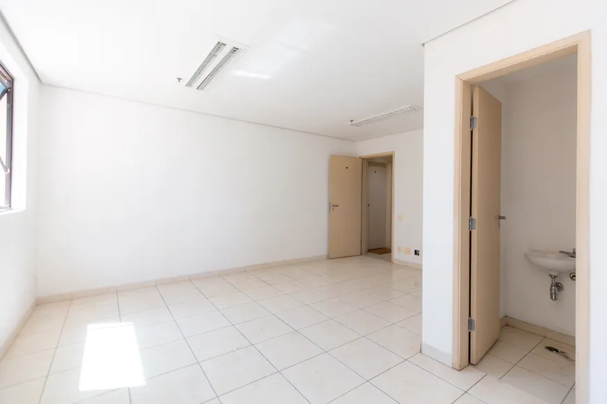 Foto 1 de Sala Comercial para alugar, 28m² em Barra Funda, São Paulo