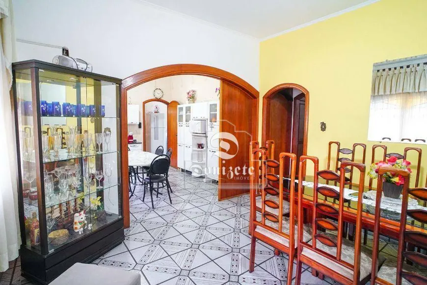Foto 1 de Casa com 3 Quartos à venda, 481m² em Vila Pires, Santo André