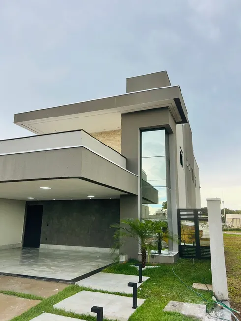 Foto 1 de Casa de Condomínio com 4 Quartos à venda, 280m² em Jardim Itália, Cuiabá