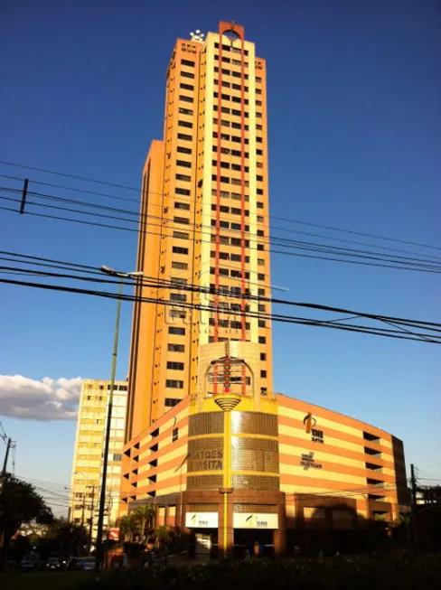 Foto 1 de com 1 Quarto à venda, 40m² em Centro, Londrina