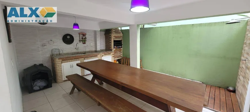 Foto 1 de Casa com 2 Quartos à venda, 130m² em Maria Paula, São Gonçalo