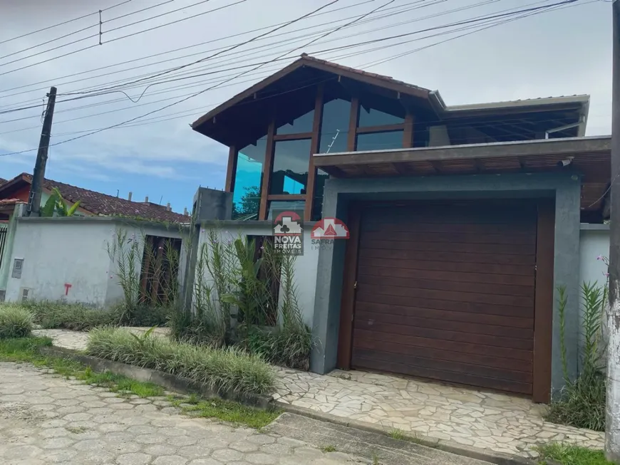 Foto 1 de Casa com 3 Quartos à venda, 202m² em Jardim Terralão, Caraguatatuba