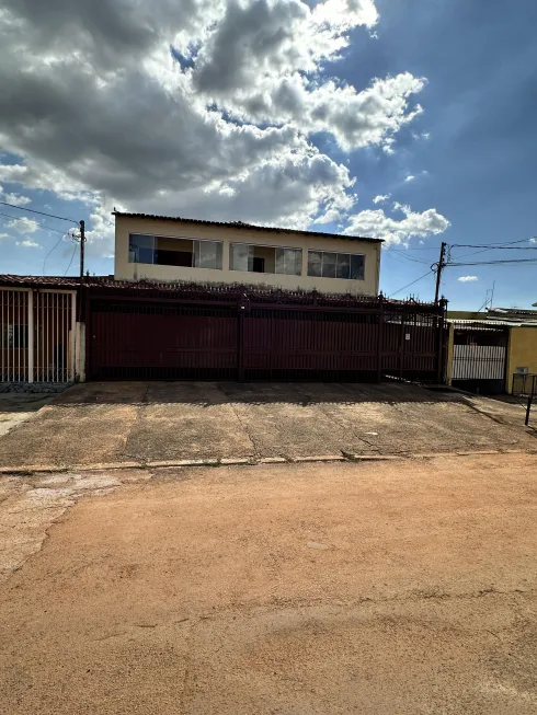 Foto 1 de Apartamento com 2 Quartos para alugar, 110m² em Taguatinga Norte, Brasília