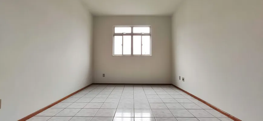 Foto 1 de Apartamento com 3 Quartos à venda, 90m² em Alto dos Passos, Juiz de Fora