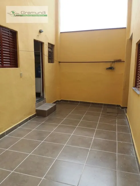 Foto 1 de Casa com 1 Quarto para alugar, 40m² em Vila Brasilina, São Paulo