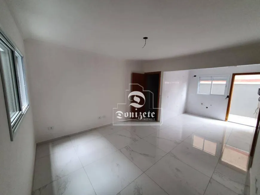 Foto 1 de Sobrado com 3 Quartos à venda, 143m² em Vila Curuçá, Santo André