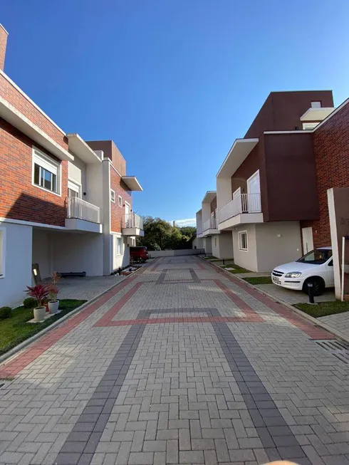 Foto 1 de Casa de Condomínio com 3 Quartos para alugar, 150m² em Campo Comprido, Curitiba