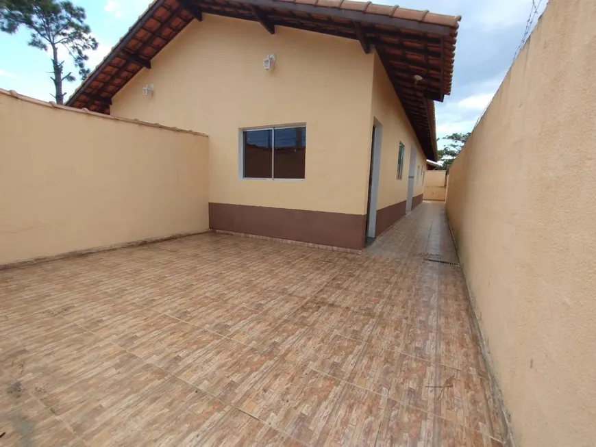 Foto 1 de Casa com 2 Quartos à venda, 65m² em Nossa Senhora do Sion, Itanhaém