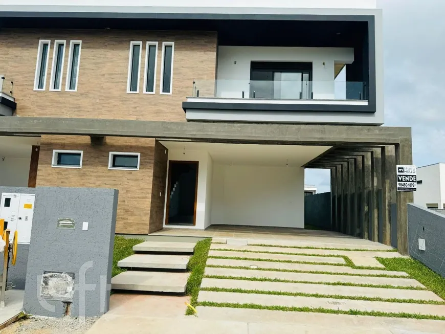 Foto 1 de Casa com 3 Quartos à venda, 195m² em Rio Tavares, Florianópolis