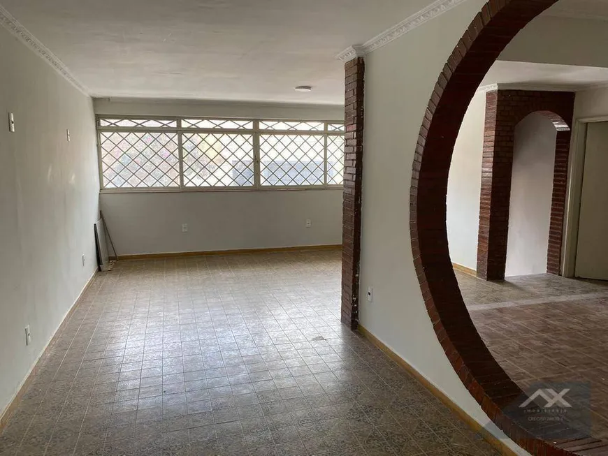 Foto 1 de Casa com 1 Quarto para alugar, 195m² em Vila Cardia, Bauru