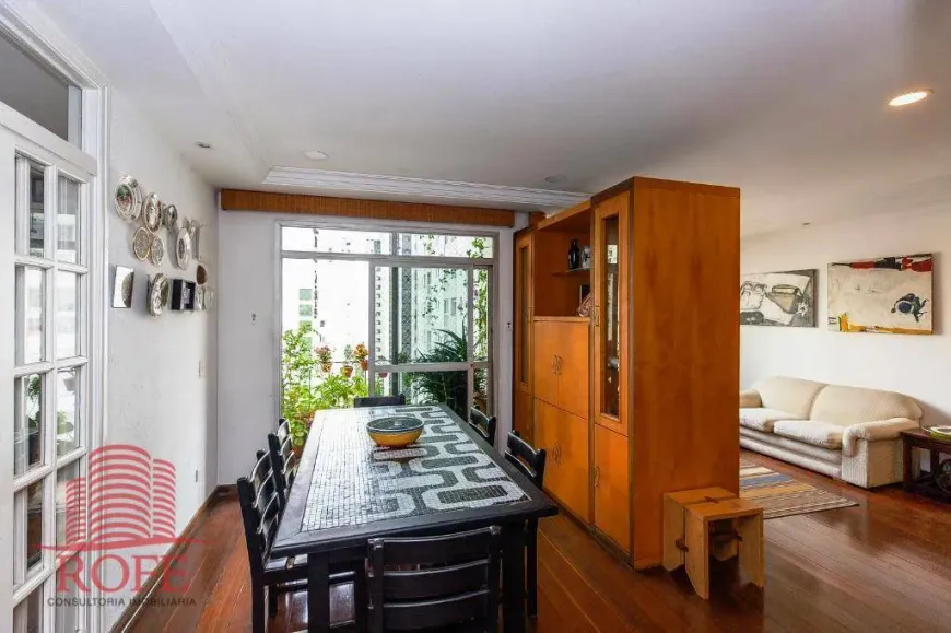 Foto 1 de Apartamento com 3 Quartos à venda, 167m² em Moema, São Paulo