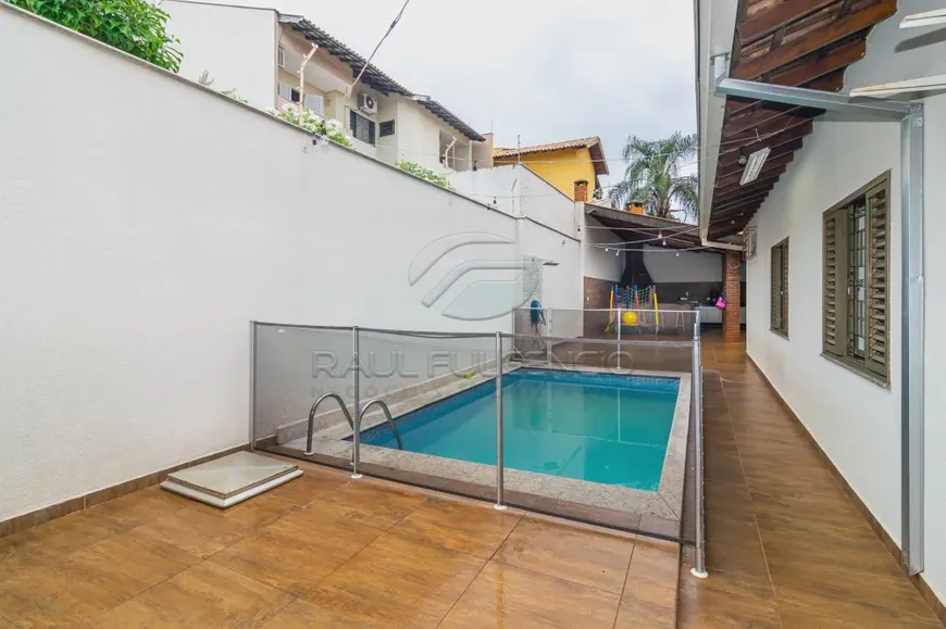 Foto 1 de Casa com 4 Quartos à venda, 396m² em Jardim Napoles, Londrina