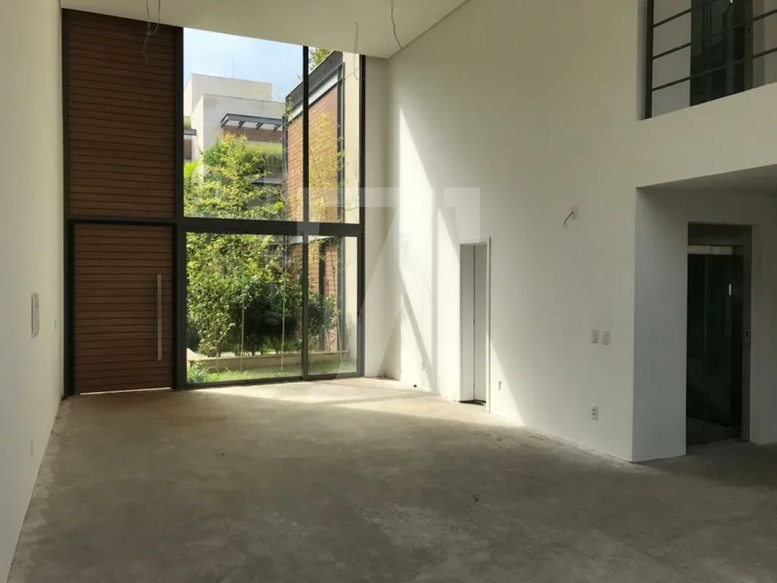 Foto 1 de Casa de Condomínio com 4 Quartos à venda, 499m² em Alto de Pinheiros, São Paulo