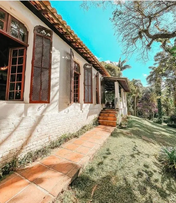 Foto 1 de Fazenda/Sítio com 4 Quartos à venda, 9000m² em Cachoeira, Ibiúna