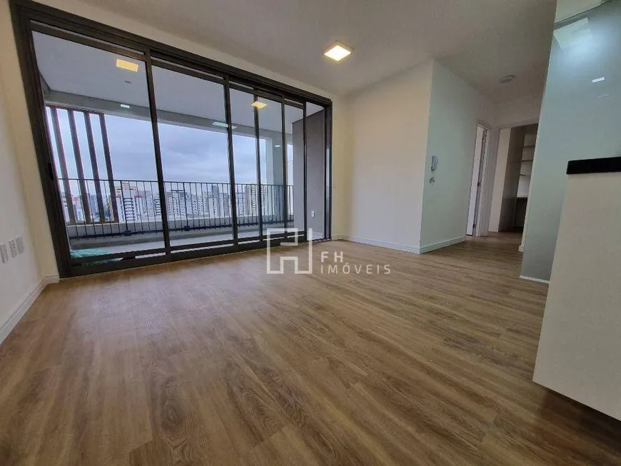 Foto 1 de Apartamento com 2 Quartos para alugar, 62m² em Vila Mariana, São Paulo