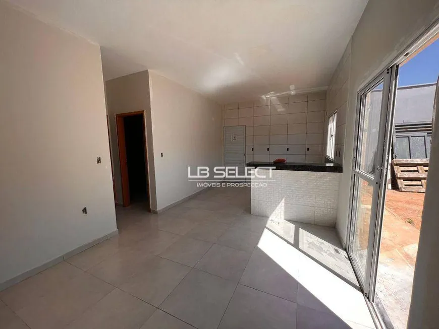 Foto 1 de Casa com 2 Quartos à venda, 55m² em Jardim Europa, Uberlândia