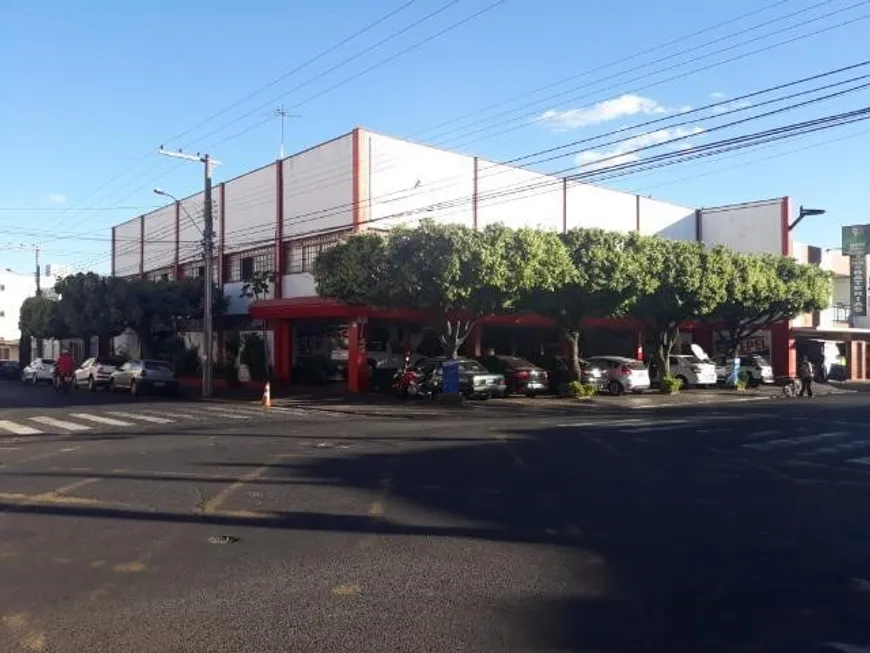 Foto 1 de Ponto Comercial à venda, 805m² em Osvaldo Rezende, Uberlândia