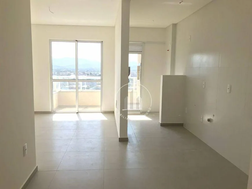 Foto 1 de Apartamento com 2 Quartos à venda, 65m² em Jardim Eldorado, Palhoça