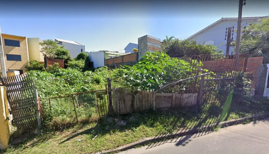 Foto 1 de Lote/Terreno à venda, 338m² em Vila Nova, Porto Alegre