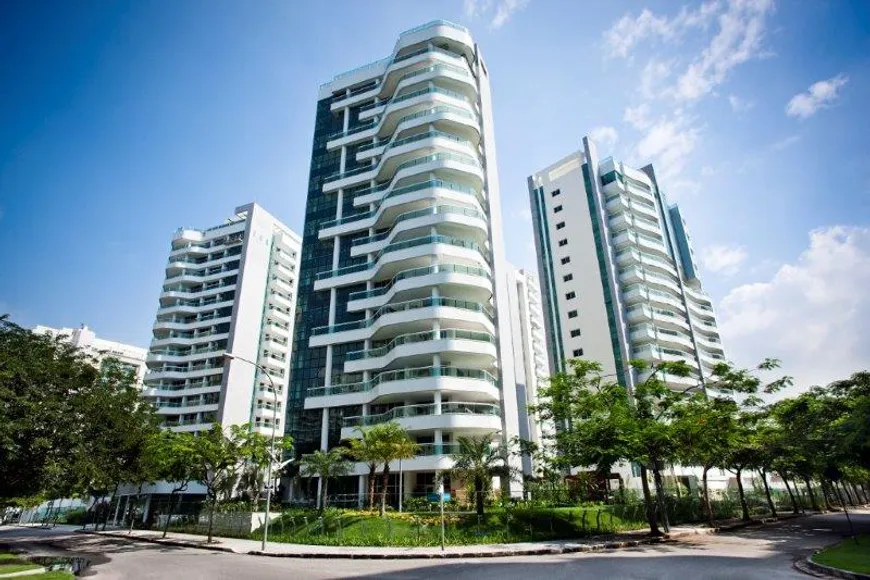 Foto 1 de Apartamento com 4 Quartos à venda, 296m² em Barra da Tijuca, Rio de Janeiro