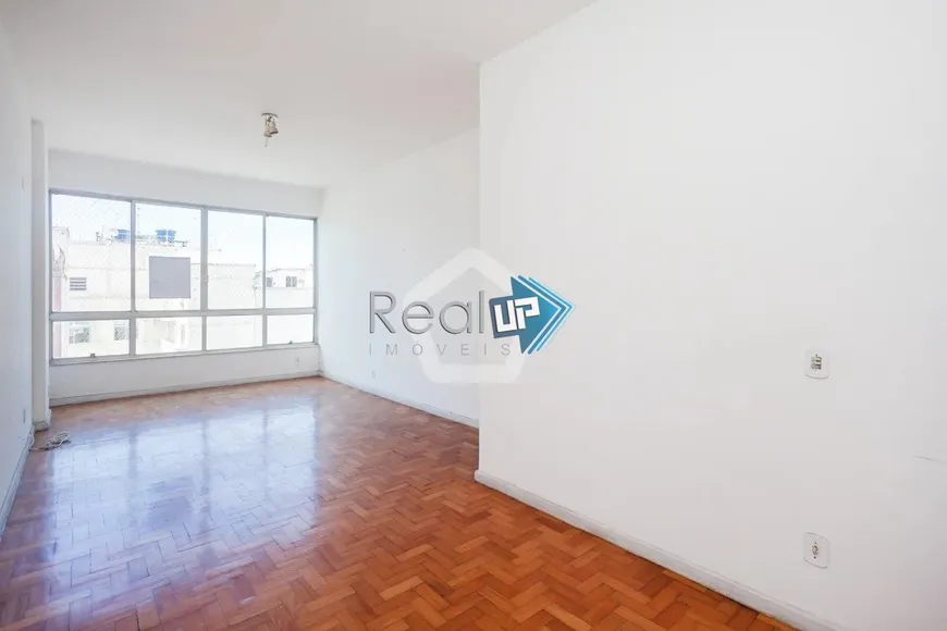 Foto 1 de Apartamento com 3 Quartos à venda, 89m² em Copacabana, Rio de Janeiro