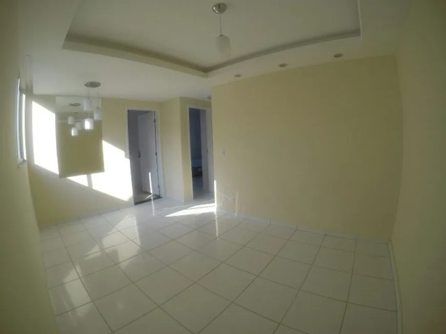 Foto 1 de Apartamento com 2 Quartos à venda, 45m² em Virgem Santa, Macaé