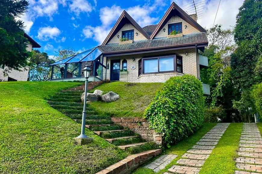 Foto 1 de Casa de Condomínio com 4 Quartos à venda, 200m² em Quinta da Serra, Canela