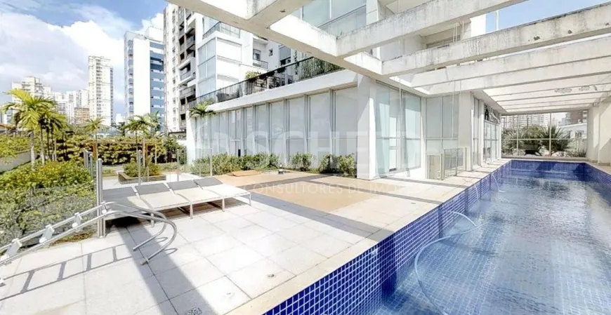 Foto 1 de Apartamento com 3 Quartos à venda, 163m² em Cidade Monções, São Paulo