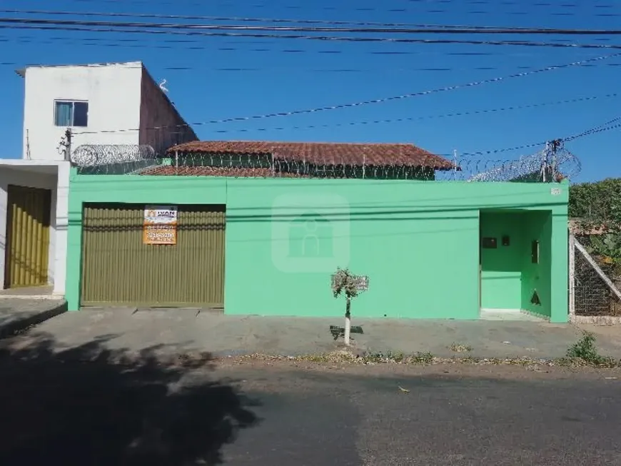 Foto 1 de Casa com 3 Quartos à venda, 118m² em Alto Umuarama, Uberlândia