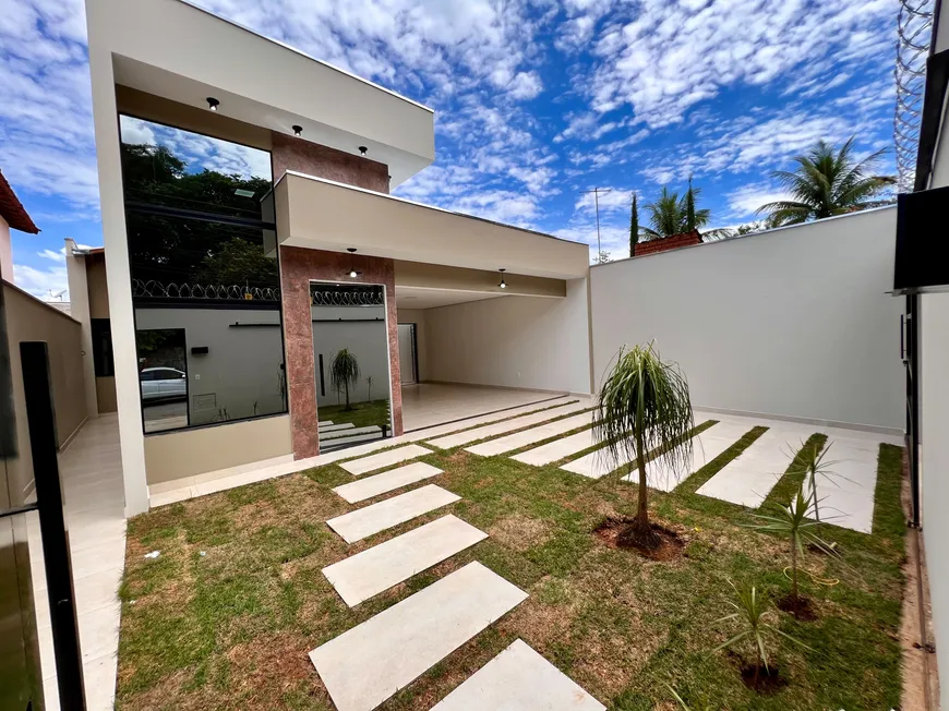 Foto 1 de Casa com 3 Quartos à venda, 132m² em Morada do Sol, Montes Claros