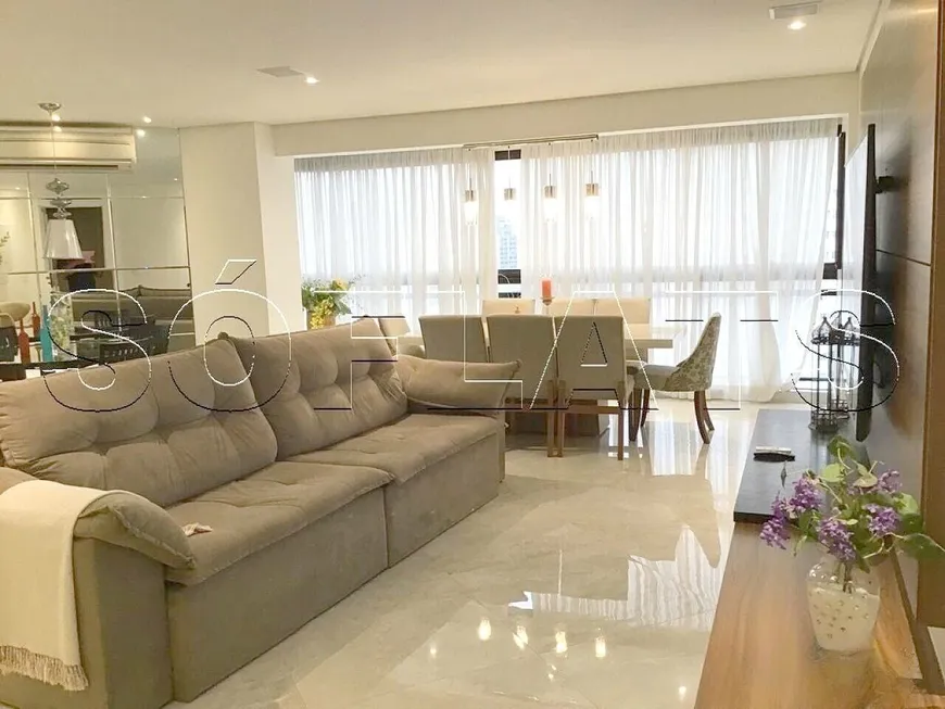 Foto 1 de Apartamento com 2 Quartos para alugar, 120m² em Moema, São Paulo