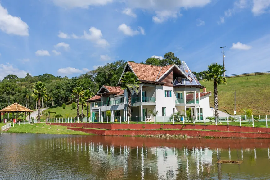 Foto 1 de Fazenda/Sítio com 8 Quartos à venda, 90000m² em Colônia Murici, São José dos Pinhais