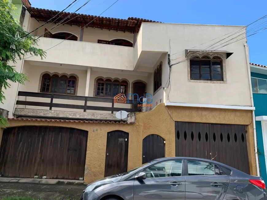 Foto 1 de Sobrado com 3 Quartos à venda, 120m² em Centro, Macaé