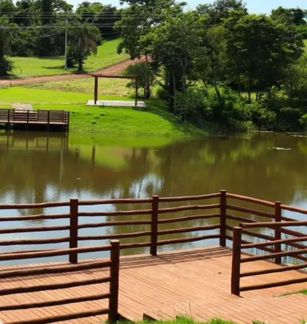 Foto 1 de Fazenda/Sítio à venda, 1772m² em Centro, Trindade