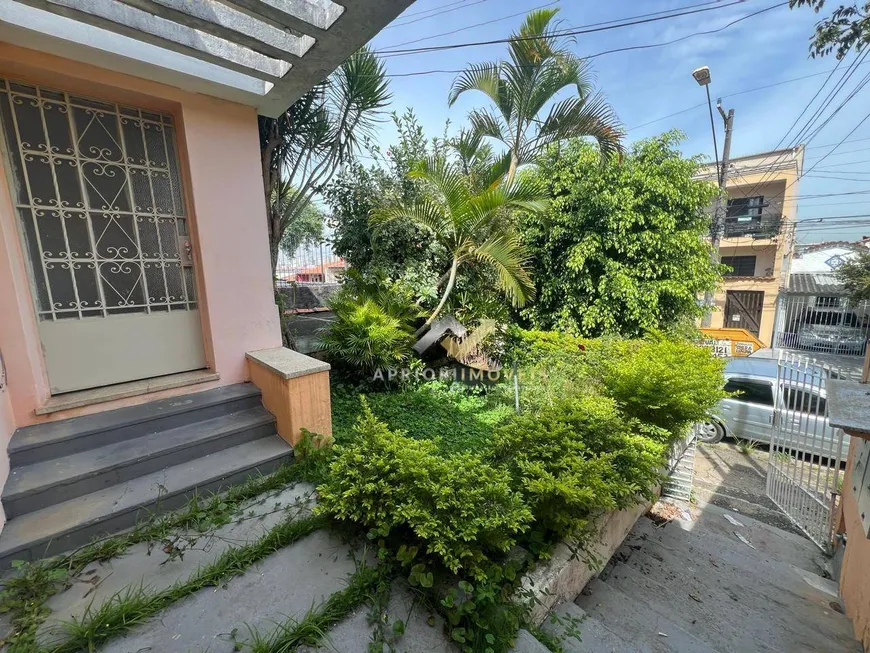 Foto 1 de Casa com 2 Quartos para alugar, 159m² em Utinga, Santo André