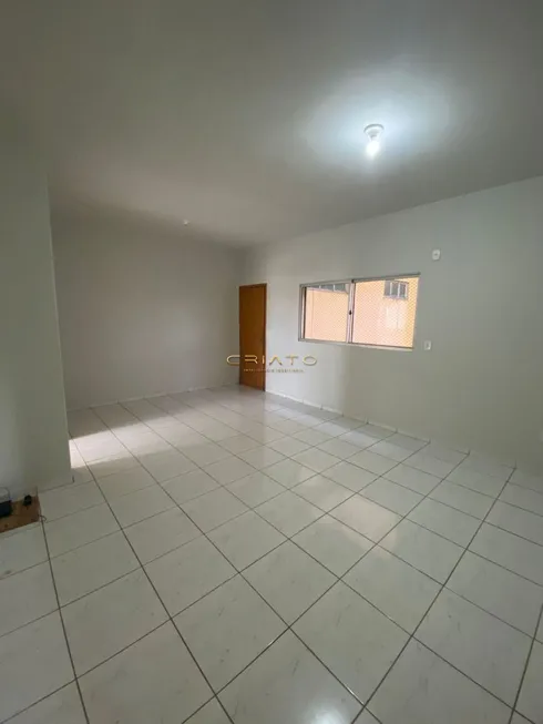 Foto 1 de Apartamento com 3 Quartos à venda, 80m² em Centro, Itumbiara