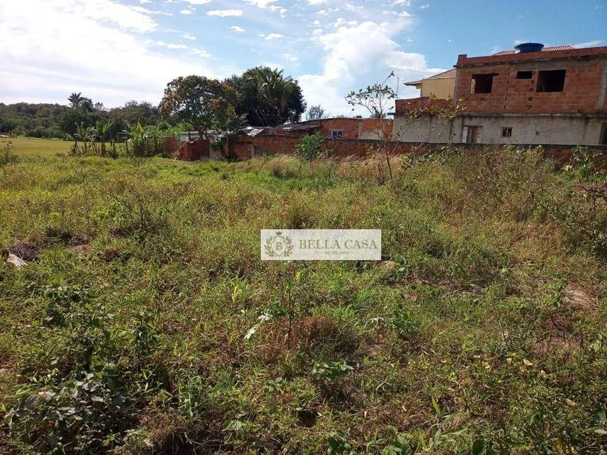 Foto 1 de Lote/Terreno à venda, 318m² em Fazendinha, Araruama