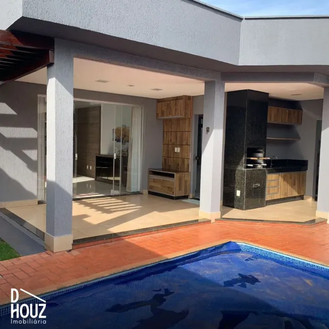 Foto 1 de Casa de Condomínio com 3 Quartos para alugar, 218m² em Loteamento Portal do Sol II, Goiânia