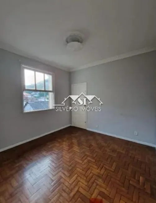 Foto 1 de Apartamento com 2 Quartos à venda, 100m² em Quissama, Petrópolis