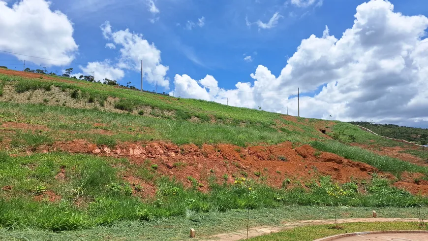 Foto 1 de Lote/Terreno à venda, 300m² em Vina Del Mar, Juiz de Fora