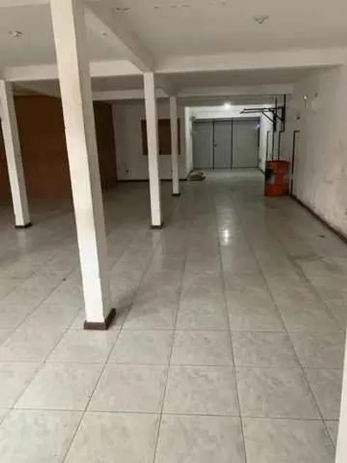 Foto 1 de Sala Comercial para alugar, 230m² em São Marcos, Salvador