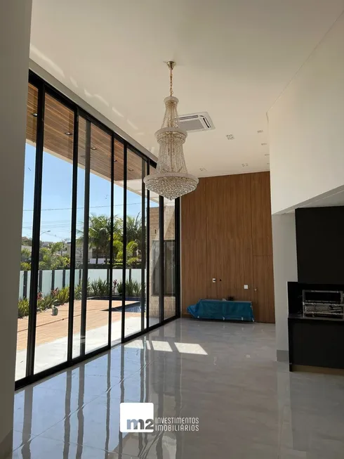 Foto 1 de Casa de Condomínio com 4 Quartos à venda, 263m² em Condomínio do Lago, Goiânia