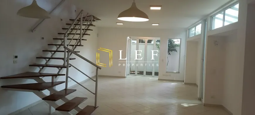 Foto 1 de Casa com 4 Quartos à venda, 259m² em Jardim Novo Mundo, São Paulo