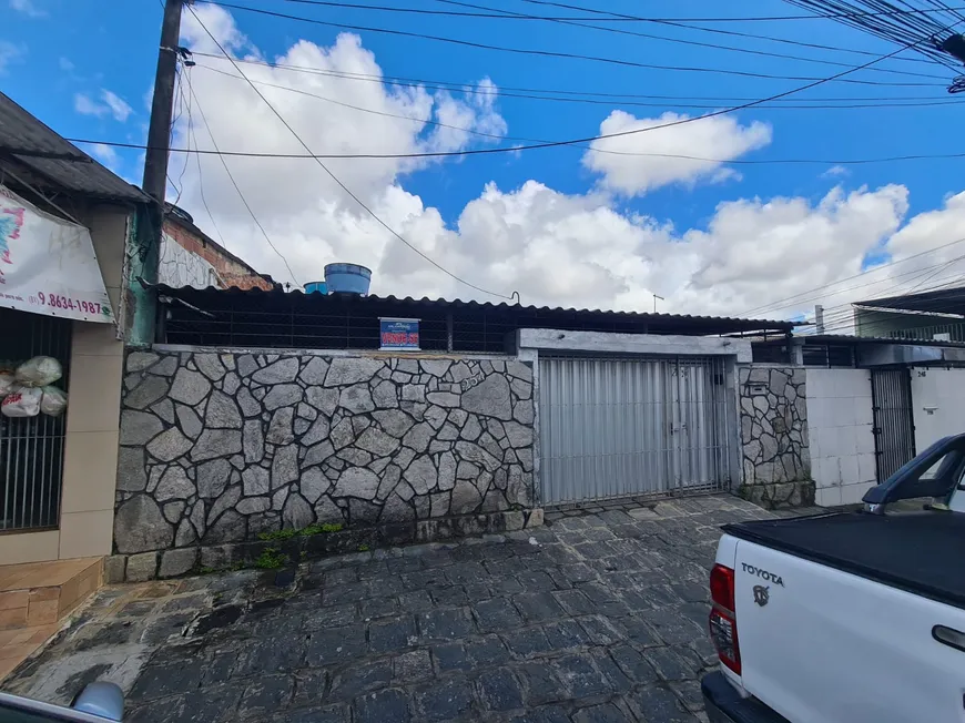Foto 1 de Casa com 2 Quartos à venda, 128m² em Cohab, Recife