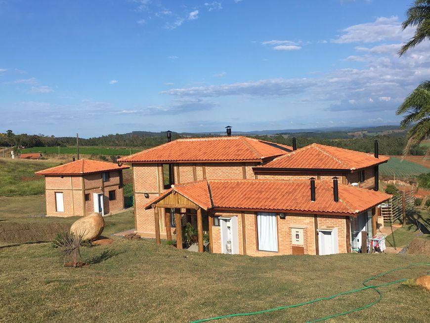 Foto 1 de Fazenda/Sítio com 2 Quartos para alugar, 37m² em Zona Rural, Piedade
