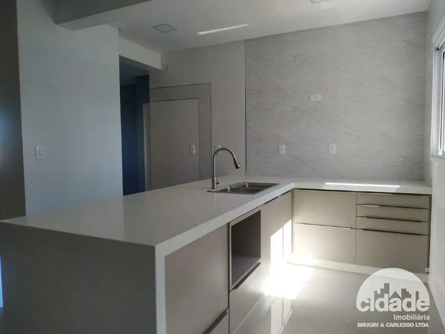 Foto 1 de Apartamento com 2 Quartos à venda, 157m² em Centro, Cascavel