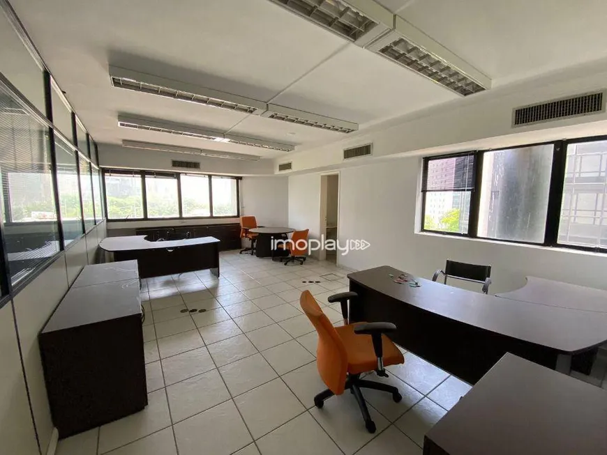 Foto 1 de Sala Comercial para alugar, 260m² em Vila Olímpia, São Paulo