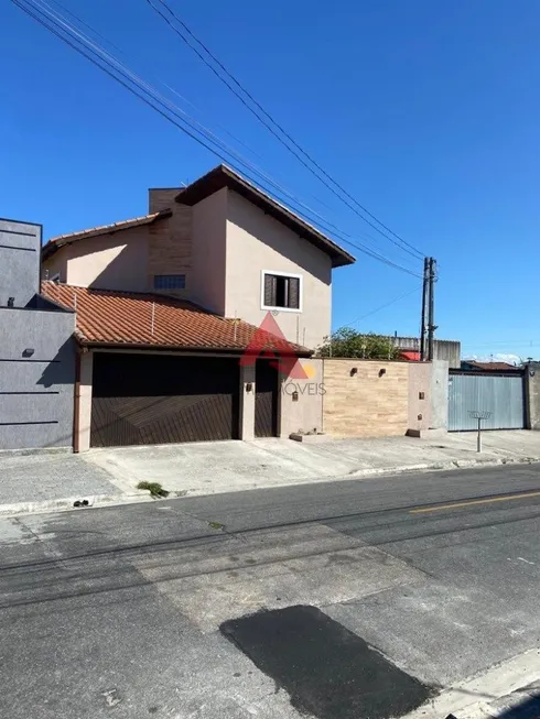 Foto 1 de Casa com 3 Quartos à venda, 200m² em Jardim Santa Maria, Jacareí